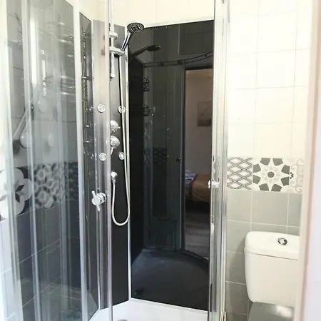 Apartamento 14m2 Acces Exterieur Proche *