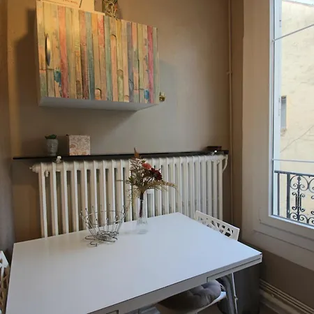 14m2 Acces Exterieur Proche Lägenhet *