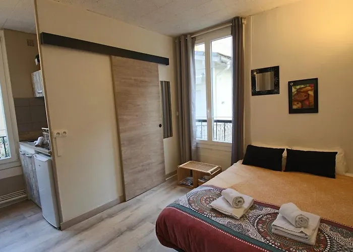 Apartamento 14m2 Acces Exterieur Proche *