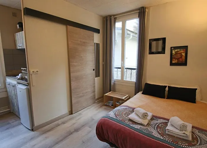 Apartamento 14m2 Acces Exterieur Proche *